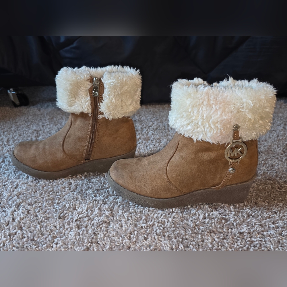 Michael Kors Tan Boots with Faux Fur